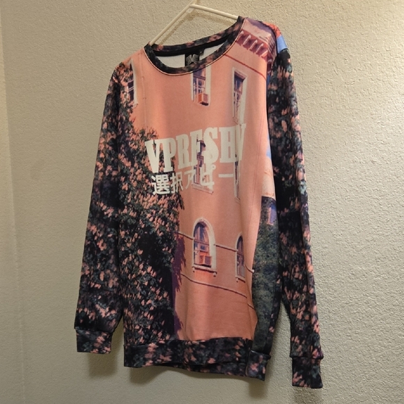 Vapor95 Graphic Sweatshirt - Multicolor - Large - Picture 3 of 13